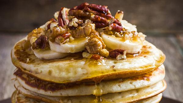 breakfast banana oat pancakes - Foto: Kayla Itsines