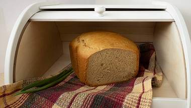Brot aufbewahren - Foto: iStock/Anastasia Timonina
