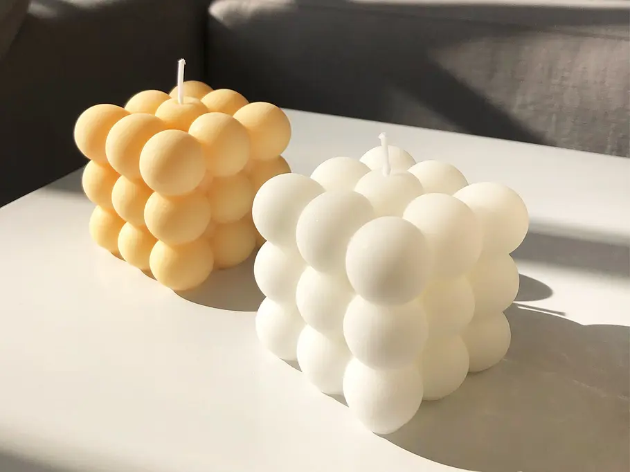 Bubble Kerzen in Weiß und Apricot