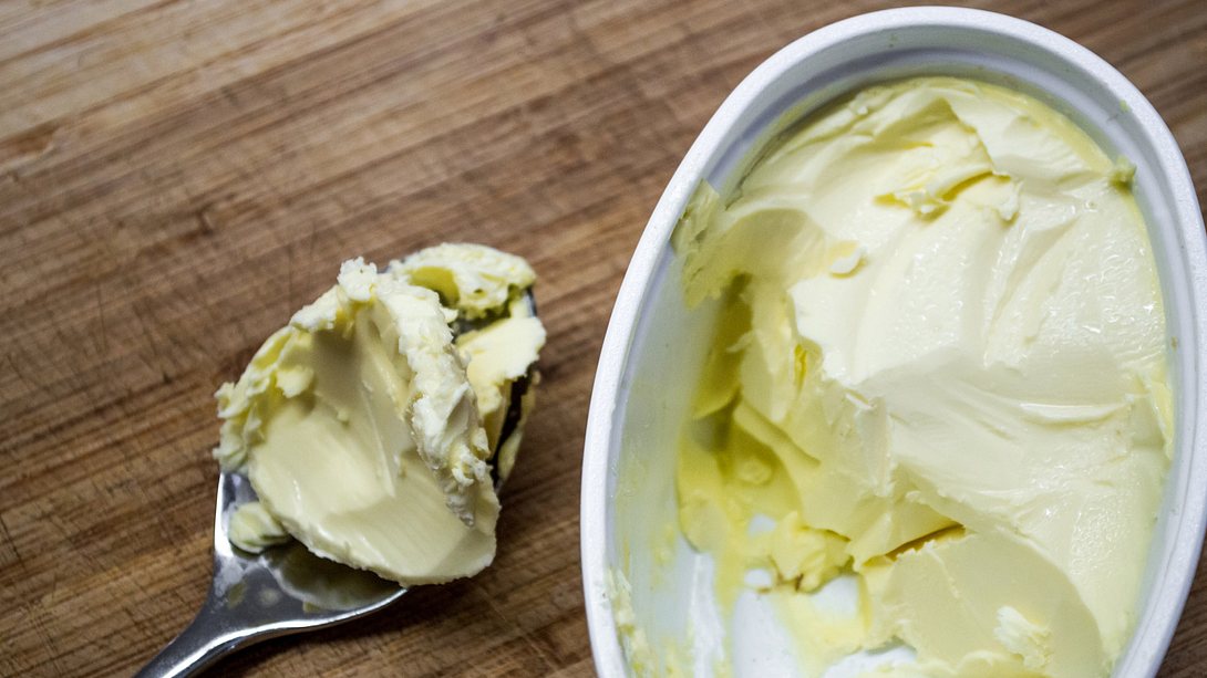 Öko-Test Butter: Mangelhaft! Diese 17 Marken fallen durch - Foto: RightOne/iStock