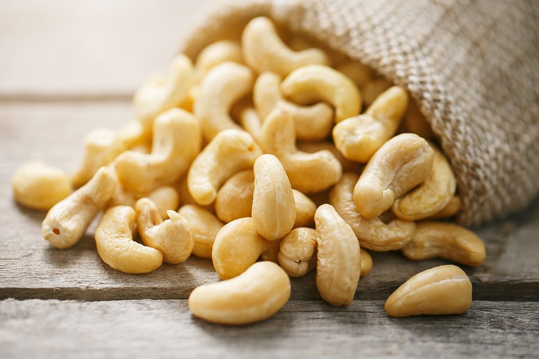 Cashewkerne sind gesund und haben viele Vitamine - aber auch Kalorien Cashewkerne sind gesund und haben viele Vitamine - aber auch Kalorien