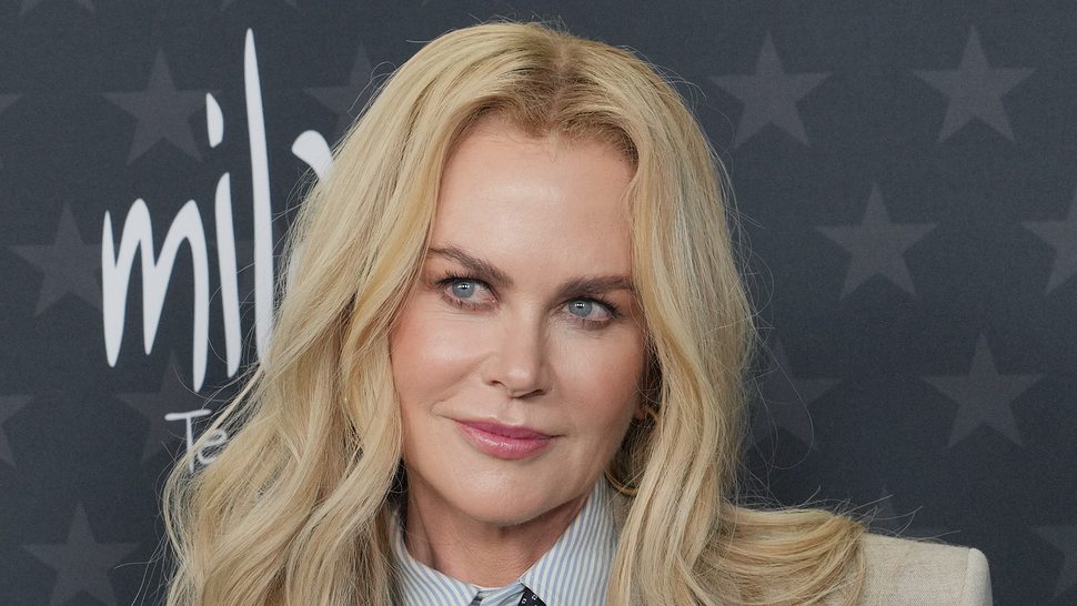 Nicole Kidman hat schier porenlose Haut. Ein neues Puder-Gel soll so ein Weichzeichner sein - Foto: dpp/ Sipa USA