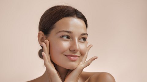 Catrice Soft Glam Filter Stick - Foto: istock/ Dmytro Buianskyi 