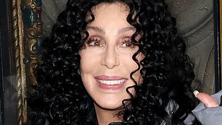 Cher feiert ihren 77. Geburtstag. - Foto: Tommaso Boddi/Getty Images