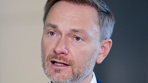 Nie wieder Bargeld? Das plant Christian Lindner - Foto: IMAGO / Future Image