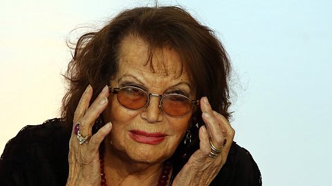Ihre luxuriöse Wohnung in Paris musste die italienische Filmlegende Claudia Cardinale räumen... - Foto: IMAGO / Starface