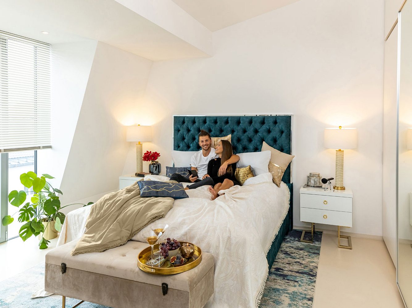 Clea-Lacy Juhn zeigt ihr Schlafzimmer Clea-Lacy Juhn zeigt ihr Schlafzimmer