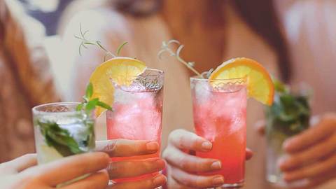 Cocktails mit wenig Zutaten - Foto: iStock