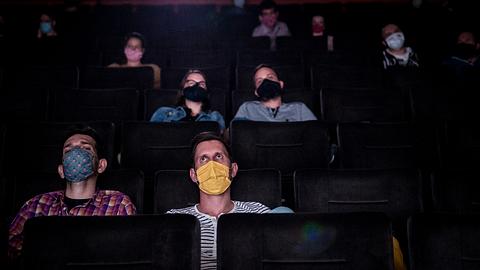 Für Kinos gelten nach der Öffnung besondere Regeln. - Foto: Getty Images