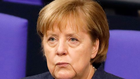 Angela Merkel hat mit den Ländern eine Verschärfung der Maßnahmen beschlossen. - Foto: imago images / Future Image