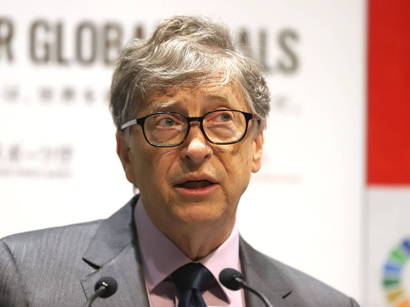 Bill Gates & Corona: Was er wirklich bereut! Bill Gates & Corona: Was er wirklich bereut!