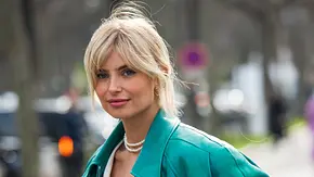 Curtain Bangs: Diese stylische Pony-Frisur will jetzt jede Frau! - Foto: Kirstin Sinclair/Getty Images Curtain Bangs: Diese stylische Pony-Frisur will jetzt jede Frau! - Foto: Kirstin Sinclair/Getty Images
