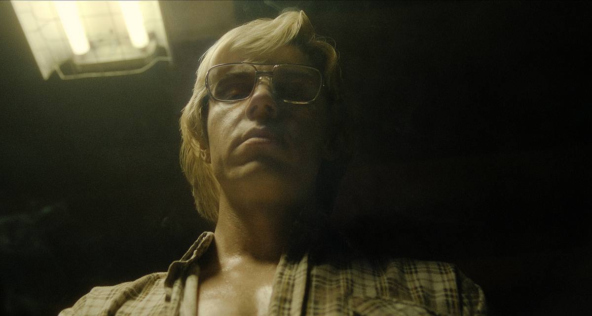 Evan Peters als Jeffrey Dahmer