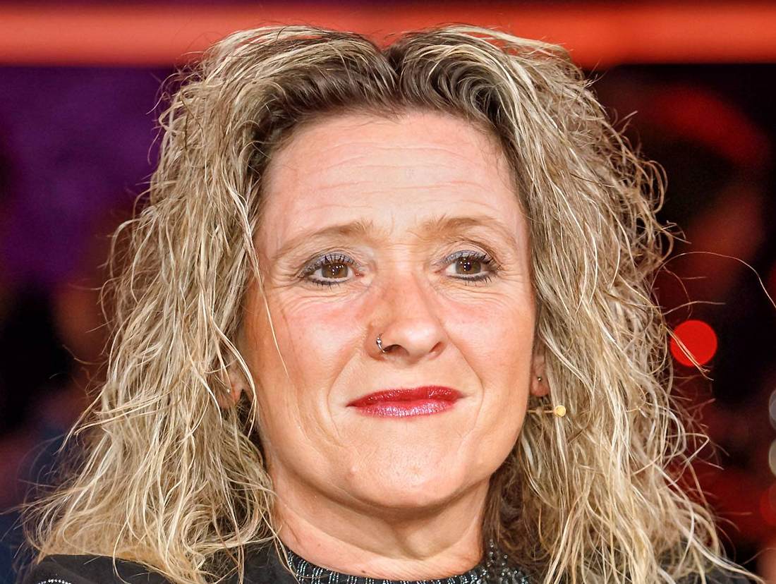 Daniela Alfinito Daniela Alfinito sendet einen dramatischen Hilferuf aus dem Seniorenheim!