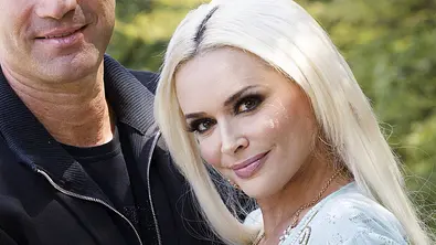 Ein Geheimnis von Daniela Katzenberger wurde jetzt gelüftet. - Foto: Foto:xC.xHardtx/xFuturexImage