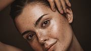 Dermaplaning - Foto: iStock/ svetikd