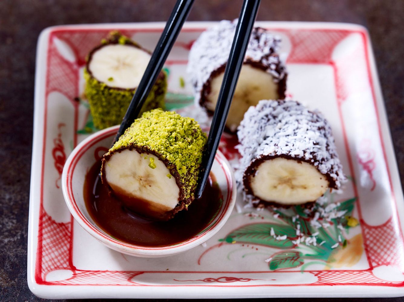 Dieses Dessert mit Bananen ist die etwas andere Sushi-Variante. Dieses Dessert mit Bananen ist die etwas andere Sushi-Variante.