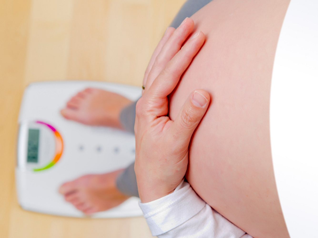 Eine Diät in der Schwangerschaft? Ist das gesund? Eine Diät in der Schwangerschaft? Ist das gesund?