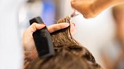 Die schönsten Kurzhaarfrisuren mit braunen Haaren - Foto: skynesher/iStock