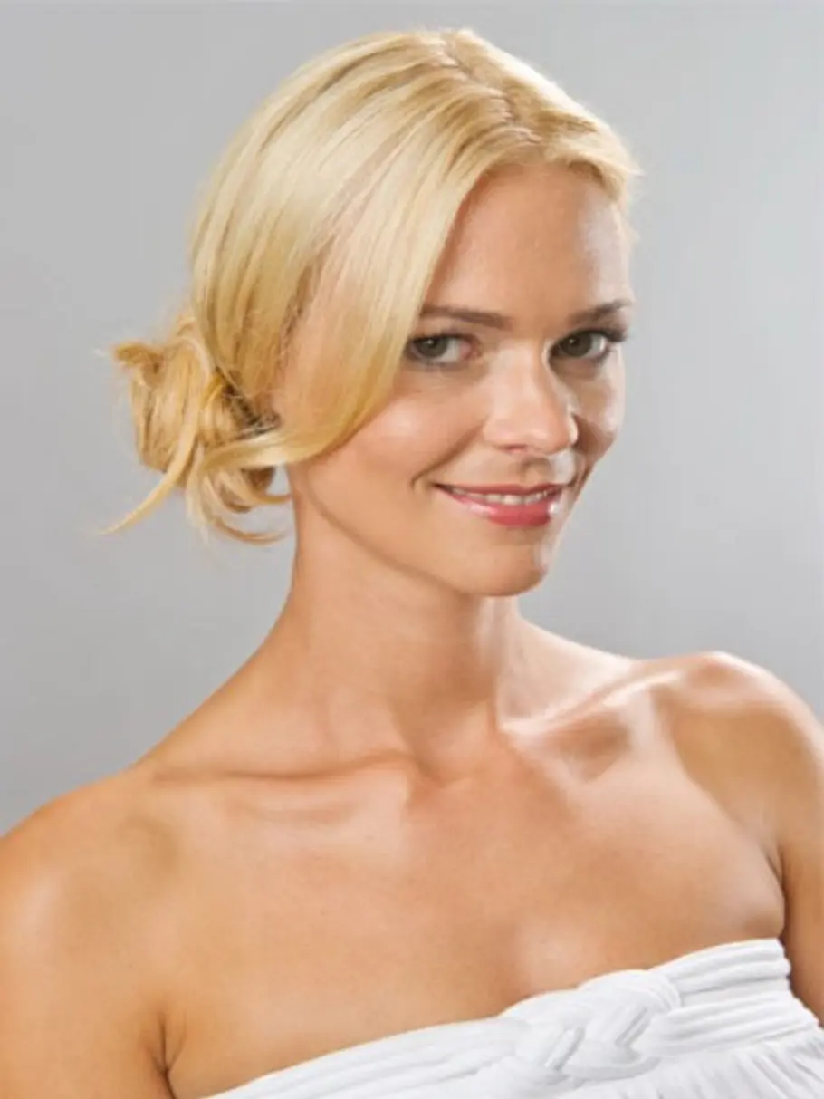 Anleitung für den seitlichen Haarknoten dirndl frisuren gl