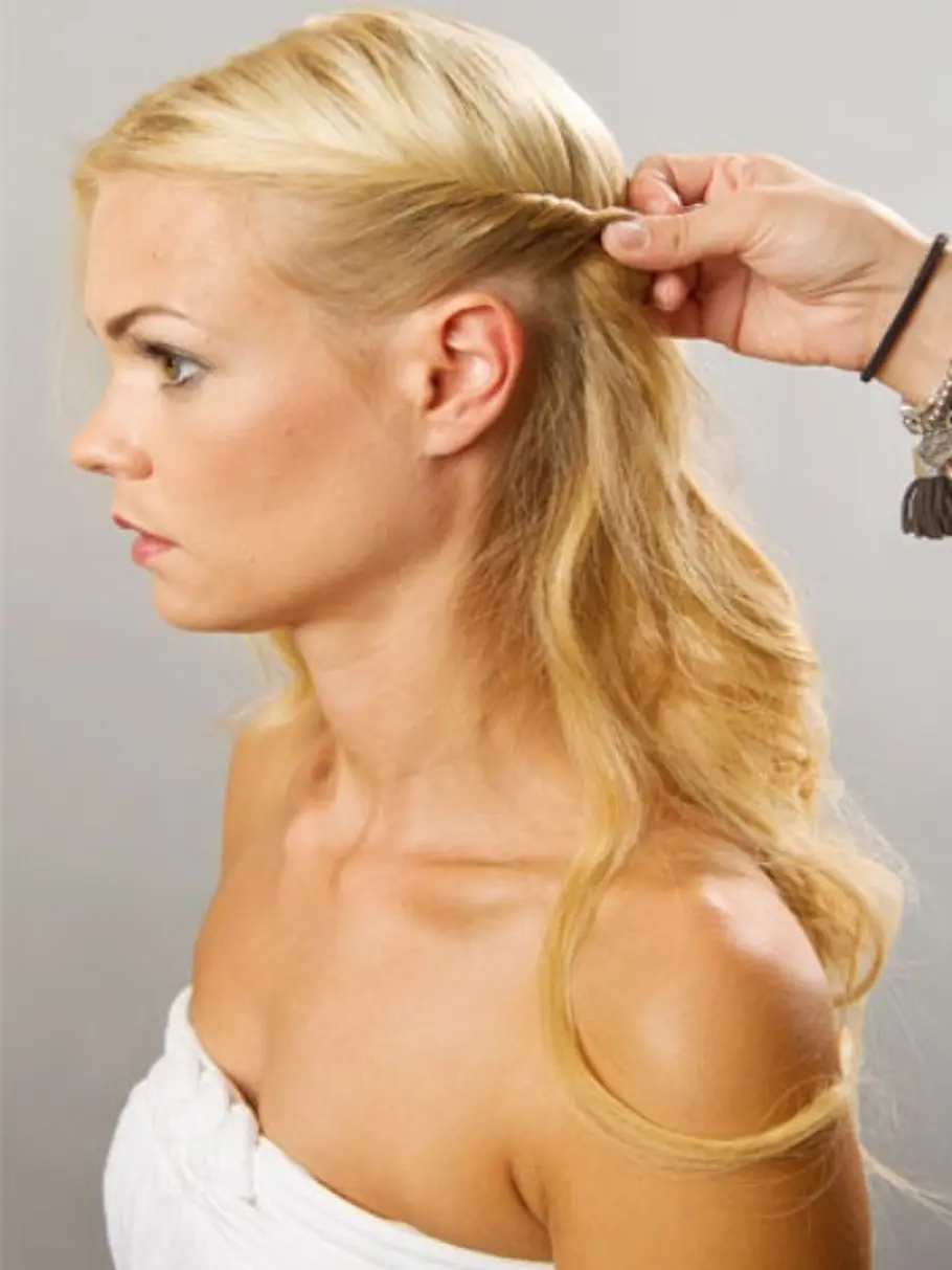 Anleitung für den seitlichen Haarknoten dirndl frisuren gl