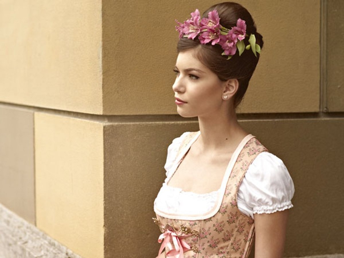 dirndl frisuren