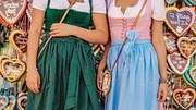 Dirndl Schleife binden: Links, rechts oder mittig - was die Position über deinen Beziehungsstatus aussagt - Foto: golero/iStock