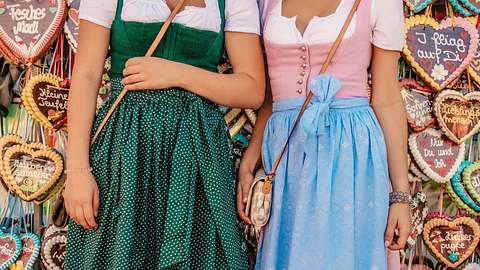 Dirndl Schleife binden: Links, rechts oder mittig - was die Position über deinen Beziehungsstatus aussagt - Foto: golero/iStock