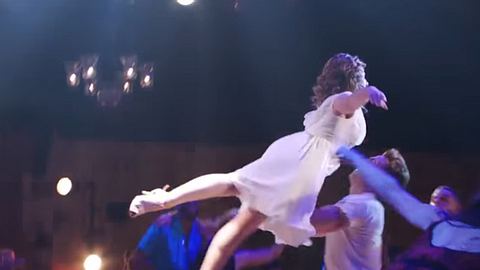 Was erwartet uns bei der Neuverfilmung von Dirty Dancing? - Foto: Screenshot / Trailer