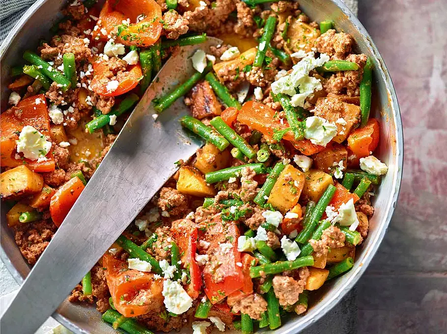 Paprika-Hackfleisch-Pfanne mit Bohnen und Feta Doc Fleck Rezepte: Paprika-Hackfleisch-Pfanne