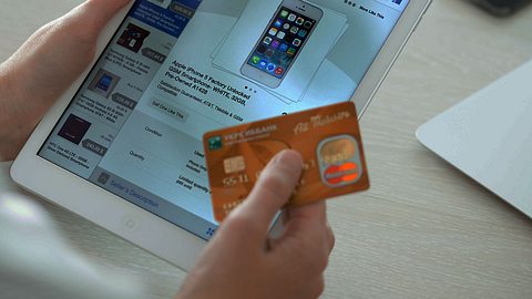 Ebay Kleinanzeigen gibt Tipps gegen Betrug. - Foto: iStock / pressureUA