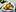 Einfacher Hackbraten mit Ei in Blätterteig mit Kartoffelpüree und Mandel-Brokkoli