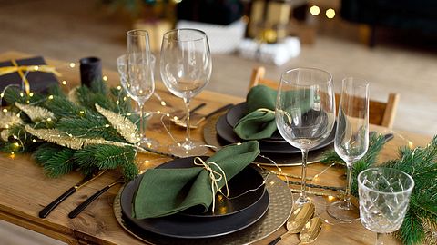 Unser einfaches Weihnachtsmenü verzaubert deinen Gast! - Foto: Viktoriia Bielik/iStock