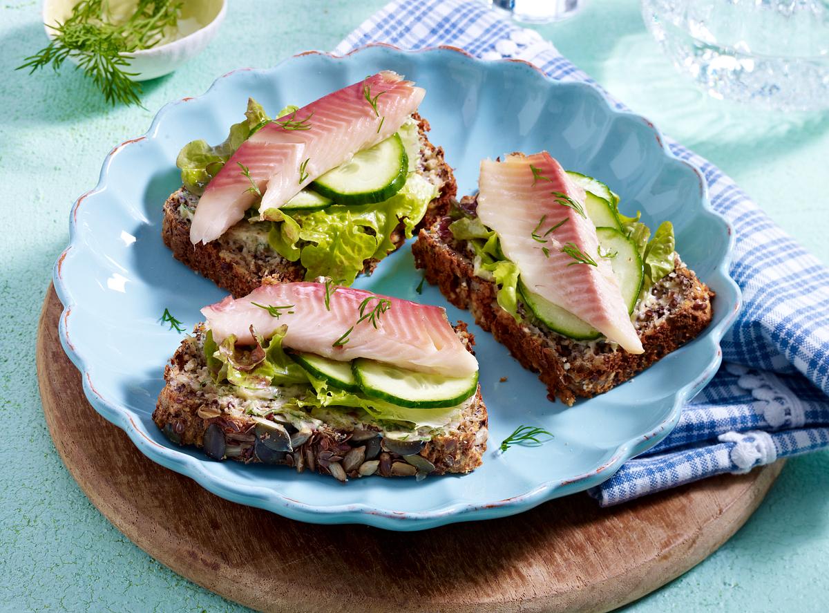 Eiweißreiches Rezept: Forellen-Eiweißbrot