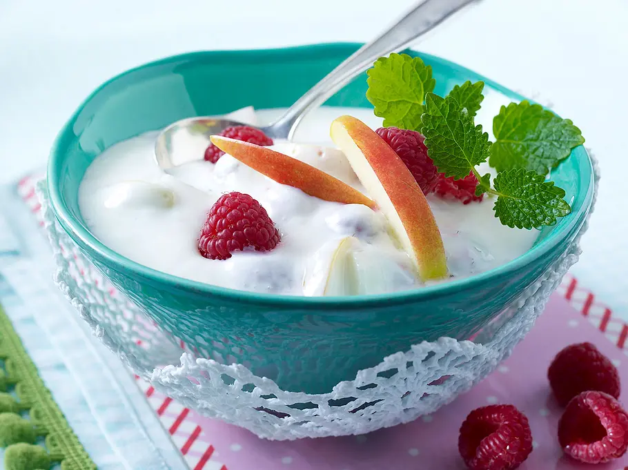Eiweiß-Frühstück: Obstsalat mit Quark Eiweiß-Frühstück: Obstsalat mit Quark