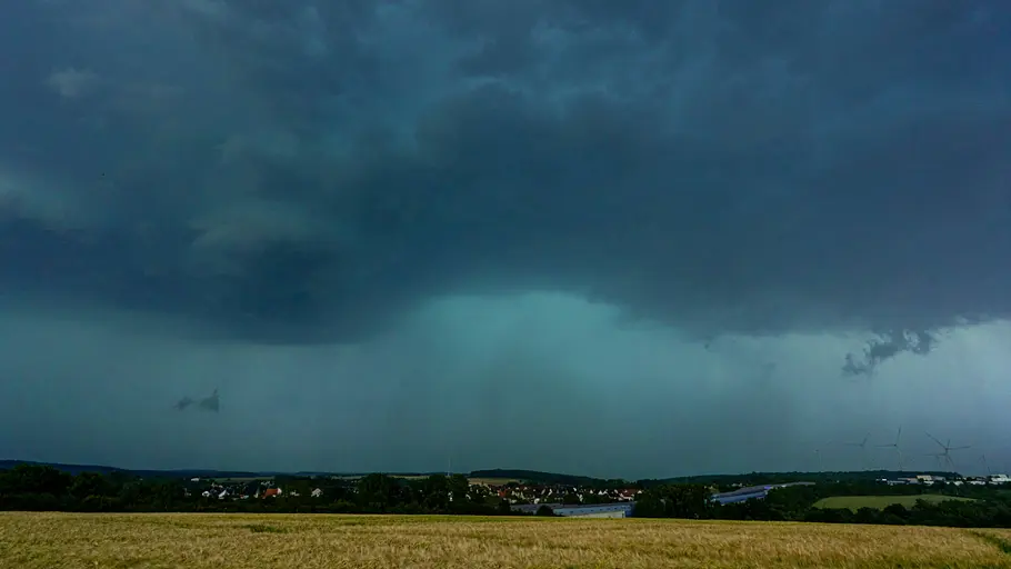 El Nino ist da: Wetter-Phänomen heftiger als gedacht Unwetterfront über Paderborn