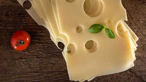 Emmentaler kann dein Leben verlängern - Foto: iStock/Sebalos