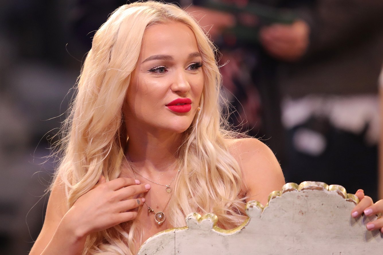 Liebesaus nach Temptation Island: Emmy Russ stellt neuen Lover vor Liebesaus nach Temptation Island: Emmy Russ stellt neuen Lover vor