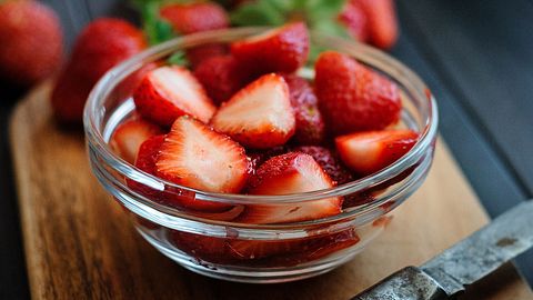Erdbeer-Diät: So helfen die kleinen Früchtchen beim Abnehmen - Foto: iStock