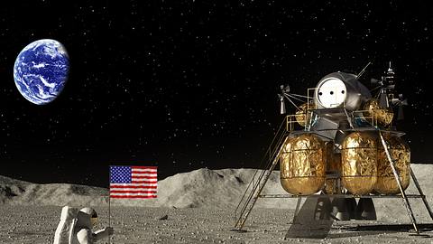 Nasa enthüllt: Erste Frau soll 2024 auf den Mond landen! - Foto: iStock / 3DSculptor