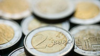 2-Euro-Münze ist 3.000 Euro wert: Hier hast du die besten Chancen, sie zu finden! - Foto: iStock/MarioGuti