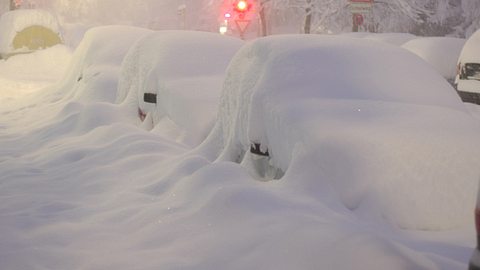 In Deutschland werden am Wochenende extreme Schneefälle erwartet. - Foto: snowflock/istock