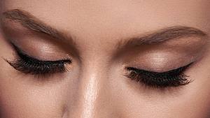 Eyeliner - Foto: iStock: stock_colors