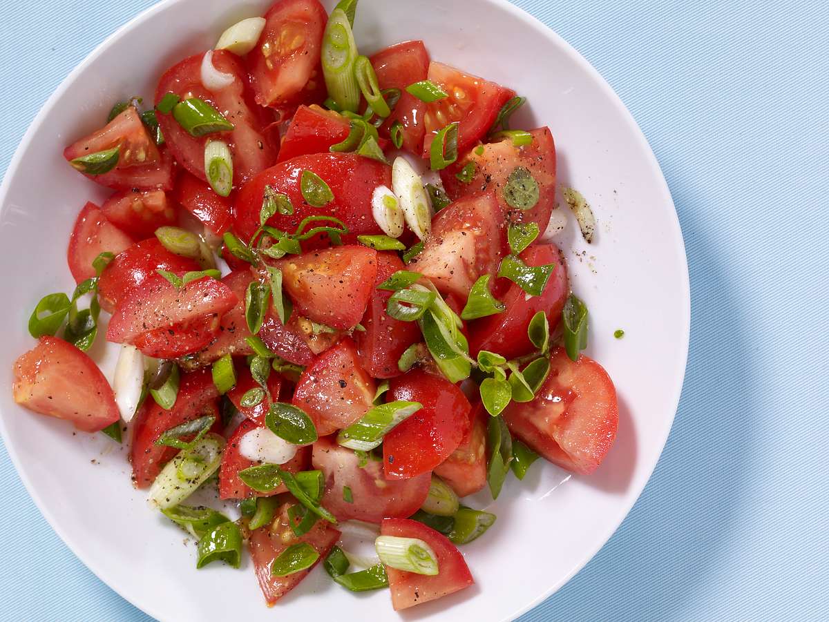 Tomaten-Salat mit Knäcke