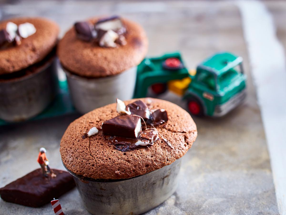 Dieses Schoko-Soufflé ist eine fluffige Alternative zum Brownie.