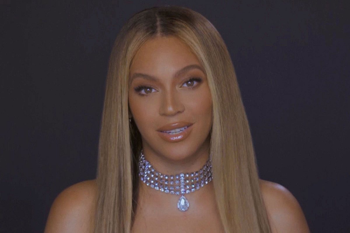 Beyoncé mit Money Piece Hair