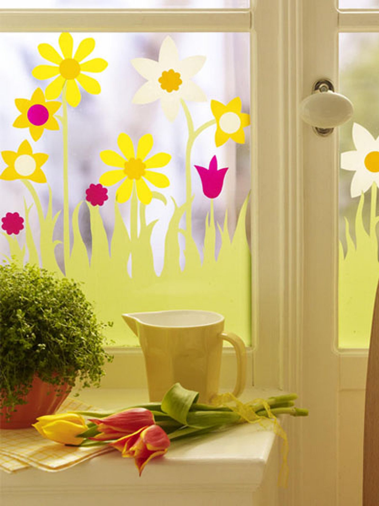 Fensterdeko zu Ostern selber machen: Kreative Bastel-Ideen für dein