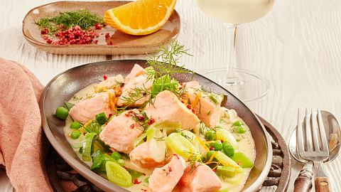 Fisch Rezepte können so einfach sein, so wie unser Lachsragout. - Foto: House of Food / Bauer Food Experts KG
