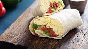 Fitness-Rezepte: Frühstücksburrito - Foto: iStock/VeselovaElena