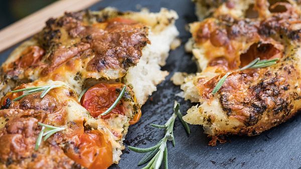 Focaccia Rezepte: Schlemmen wie im Italienurlaub - Foto: iStock/ PamelaJoeMcFarlane